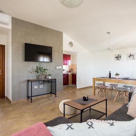 Apartmani Beba Omišalj Kültér fotó