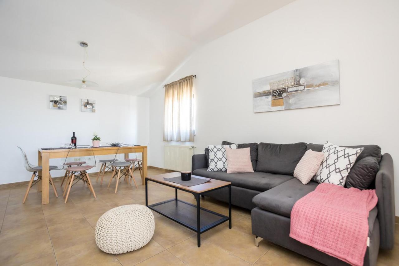 Apartmani Beba Omišalj Kültér fotó